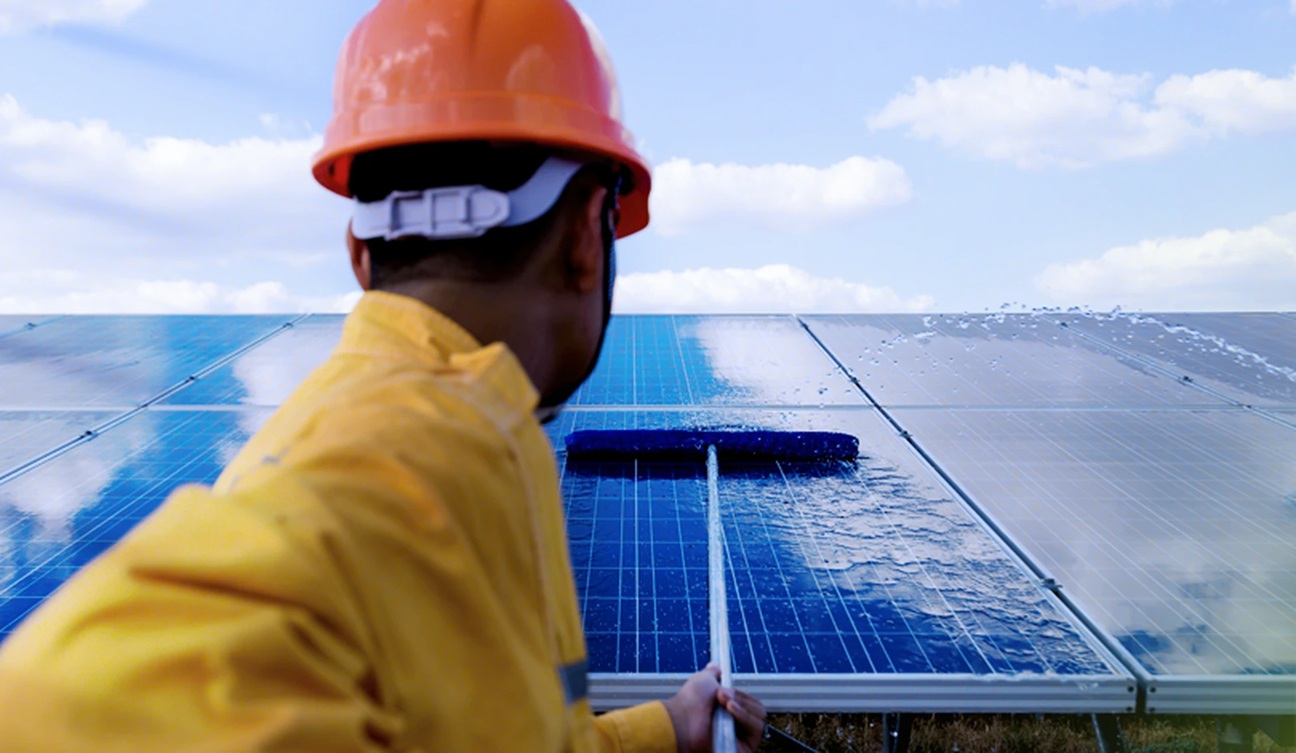 برس مخصوص تمیز کردن پنل ها